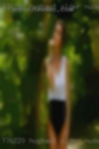 Hughaot older nude women